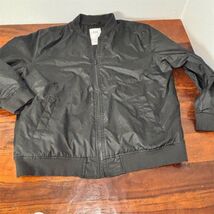 Gap Men's XL Black Bomber Jacket Water Resistant Windproof Casual - $30.49