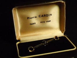 Pierre Cardin Horseshoe Pin Gold Color Metal in Original Brown Presentation Box - £9.43 GBP