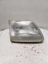 Passenger Headlight Heritage Fits 97-04 FORD F150 PICKUP 1381927 - $451.44 MXN