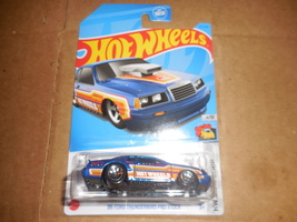 2023 Hot Wheels &quot; &#39;&#39;86 Ford Thunderbird Pro Stock&quot; Collector Drag Strip #4/10 - £2.74 GBP