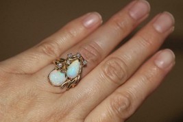 Vintage 14K Yellow Gold Pear-shape Natural Opals Diamond Cocktail Ring SZ 6 - £633.56 GBP