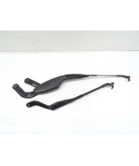 07 Mercedes W219 CLS63 CLS550 windshield wipers set, 2118200444, 2118201544 - £28.13 GBP