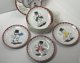 Boston Warehouse ”Singing In The Snow” Porcelain Dessert Plates  Set of 4 2002 - £14.56 GBP