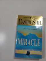 Miracle by Danielle Steel 2006 paperback - £4.65 GBP