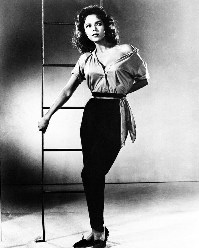 DOROTHY DANDRIDGE B&amp;W 8X10 PHOTO VAMPISH FULL LENGTH - $9.75