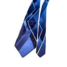 Croft and Barrow Mens Tie Blue Geometric Pattern Silk Necktie - $14.84