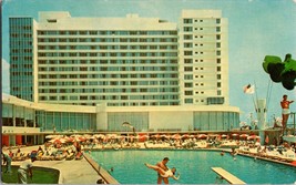 Deauville Large &amp; Luxurious Hotel, Miami Beach Florida FL Vtg Postcard ( C10 ) - £4.13 GBP