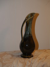 Small Ceramic Flower Vase - £36.27 GBP