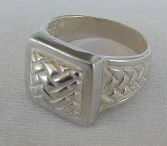 Cubic silver ring unisex 120 - $521.56 MXN