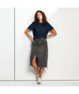 Women’s Organic Ribbed Neck T-Shirt - Dreams French Navy - $75.21 CAD
