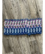 Oral-B Vivid Whitening Medium Manual Toothbrush 14 Piece Bulk Lot - $23.36