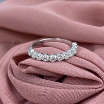 1 Carat Rond Labo Grown Diamant Mariage Bande Demi Éternité Empilage Bag... - $18,545.21 MXN+