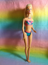 2011 Mattel Blonde Barbie Doll Damaged Feet - for parts - As Is - £2.28 GBP