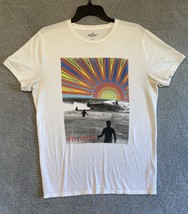 Hollister Men&#39;s Size Medium White Graphic Logo T-Shirt sunset surfing beach - £8.51 GBP