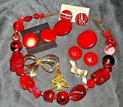 Costume Jewelry (Red Tone) AA20-JW5009 Vintage - £31.86 GBP