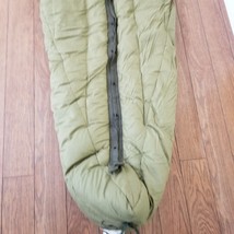 US Army M-1949 Mountain Sleeping Bag WW2- Vietnam   Feather &amp; Down Fille... - $156.79