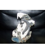 It&#39;s Too Cold! &quot;Arctic Escapades&quot; Hamilton Collection Polar Playmate EUC - $713.98 MXN
