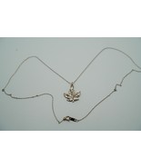 Vintage 10k White Gold Canada Maple Leaf Pendant 2.2cm Necklace 20.5&quot; - $4,139.69 MXN