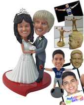 Personalized Bobblehead Beautifully Just Married Couple With The Woman In Beauti - £125.08 GBP