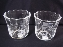 Pair of etched votive holders Partylite white etched leaves scalloped rims 2.5&quot; - £10.29 GBP