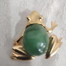 Vtg. Kenneth Jay Lane Frog Brooch Pendant Faux Jay Gold Tone - £26.56 GBP