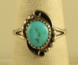 Vintage Hallmarked Sterling H Navajo Tribal Accent Turquoise Stone Ring sz 6 3/4 - £35.48 GBP