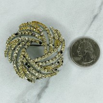 Vintage Vendome Silver Tone Rhinestone Wreath Cluster Brooch Pin - £5.46 GBP