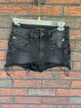 Black Denim Shorts Size 7 Stretch Bottoms Frayed Hem High Rise 5 Pocket ... - $5.70