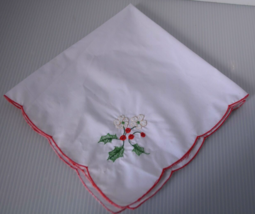 VTG Christmas Hanky Handkerchief Embroidered Holly Berry Daisy Red Scalloped 15&quot; - £6.90 GBP
