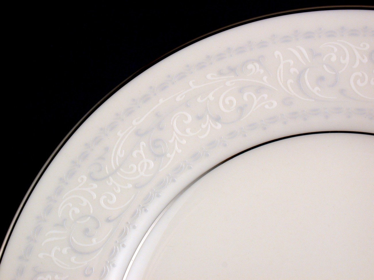 Noritake Trudy Bread Plate 7087 New Fine China Item image 2