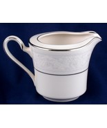 Noritake Trudy 8 oz Creamer 7087 Ivory China New Stock - €8,60 EUR Noritake Trudy 8 oz Creamer 7087 Ivory China New Stock - €8,60 EUR