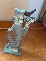 Small Painted Gray Tabby Kitty Cat Wood Figurine w Red Heart &amp; Bird Figu... - $9.49