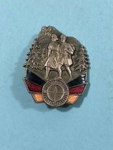 East Germany Ddr Pin -BADGE Democratic Germany - £11.85 GBP