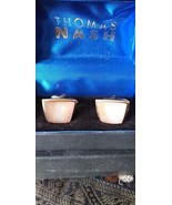 Gemelli in madreperla Thomas Nash vintage autentici del 2005, nella scat... - $1,101.12 MXN