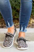 Very G bongo boat shoes size 6.5 - $29.70