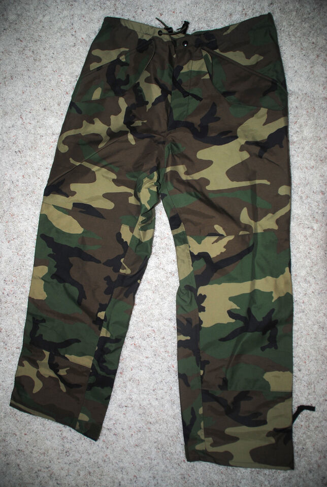 USGI ECWCS GORE TEX WOODLAND CAMOUFLAGE TROUSERS - SMALL REGULAR - $46.75