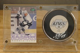 NHL Vitali Yachmenev Autographed Hockey Puck &amp; Parkhurst 1994 Rookie Card - £42.83 GBP