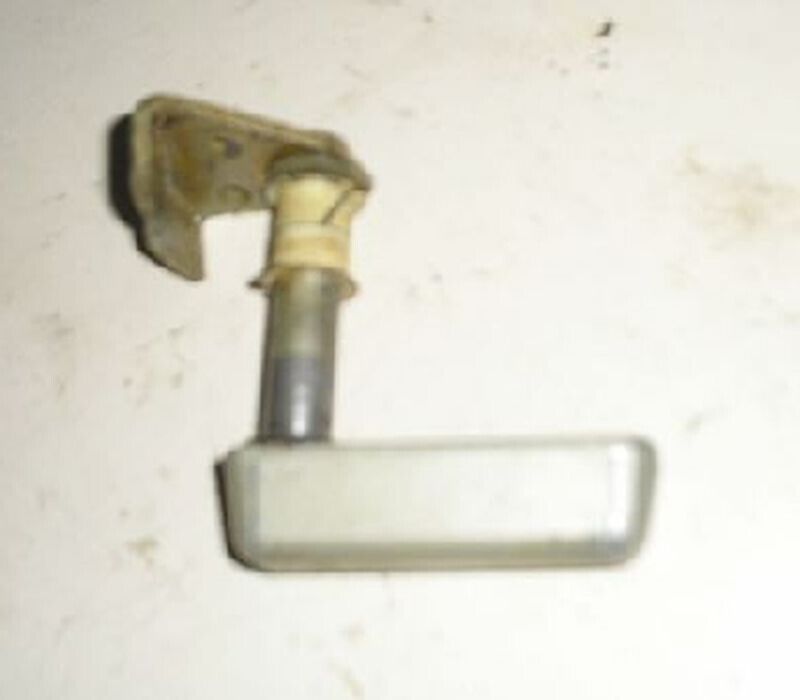 1972 100 HP Evinrude Starflite OMC Lower Pan Hood Cowl Latch Catch - $6.88
