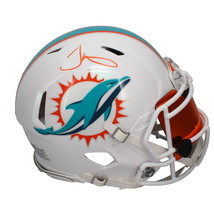 Tyreek Hill Autographed Miami Dolphins Authentic Speed Helmet w/ Visor Beckett - £492.03 GBP