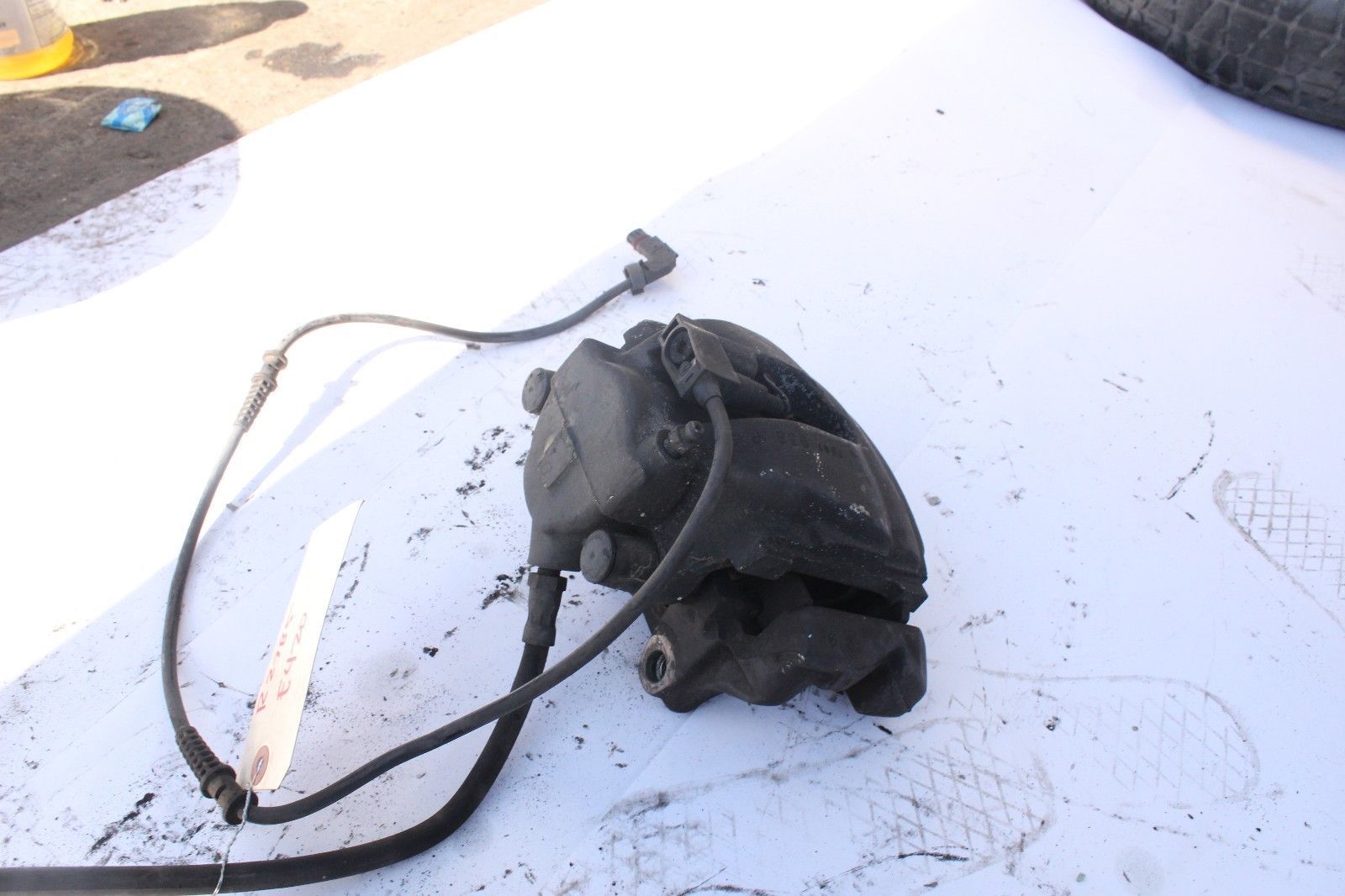 1996-1999 MERCEDES W210 E420 FRONT LEFT BRAKE CALIPER R2785 - $43.00
