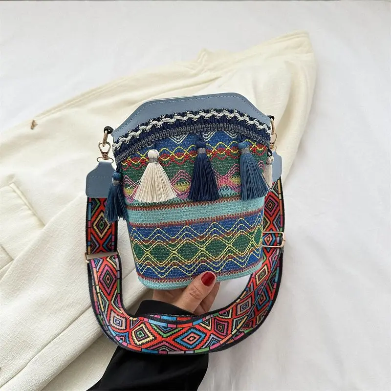 Fouieux Fashion Bohemian Ethnic Style Women&#39;s Straw Woven  Messenger Bag Retro C - $65.24