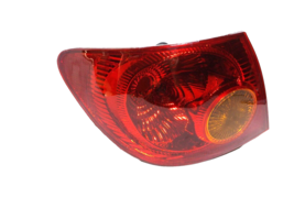 03-04-05-06-07-08 TOYOTA COROLLA DRIVER SIDE AFTERMARKET TAIL/BRAKE LIGHT - £17.20 GBP
