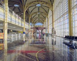 Inside terminal at Ronald Reagan Washington National Airport Photo Print - £6.92 GBP+