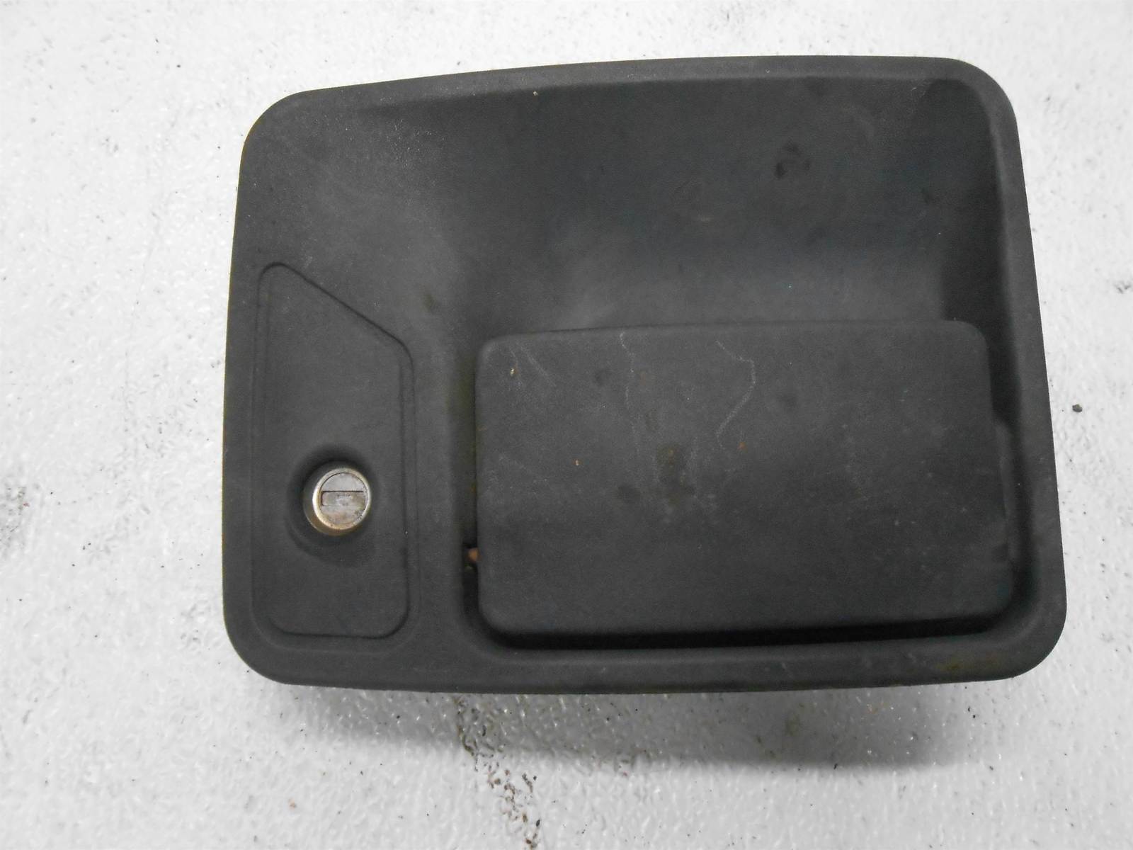 1999-2016 Ford F250 F350 Front Left Driver Exterior Door Handle - $22.99