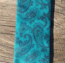 J. Todd Skinny Necktie Green Paisley 56&quot; x 2&quot; Classy Used - £6.93 GBP