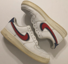 Nike Air Force 1 &#39;07 LV8 Chenille Swoosh 823511-106 White Red Blue Men S... - £39.93 GBP