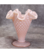 Fenton Hobnail Vase Pink Pastel Ruffled 4&quot; - £50.88 GBP