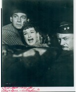 ANN ROBINSON 1953 WAR OF THE WORLDS autographed b/w 8x10 scene still - $666.19 MXN