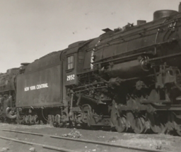 New York Central Railroad NYC #2952 4-8-2 Locomotive Train Photo Elkhart IN - £11.18 GBP
