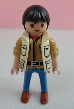 Playmobil Action Figure Oambati Safari Station Male Guard With Vest Box15 - £5.50 GBP